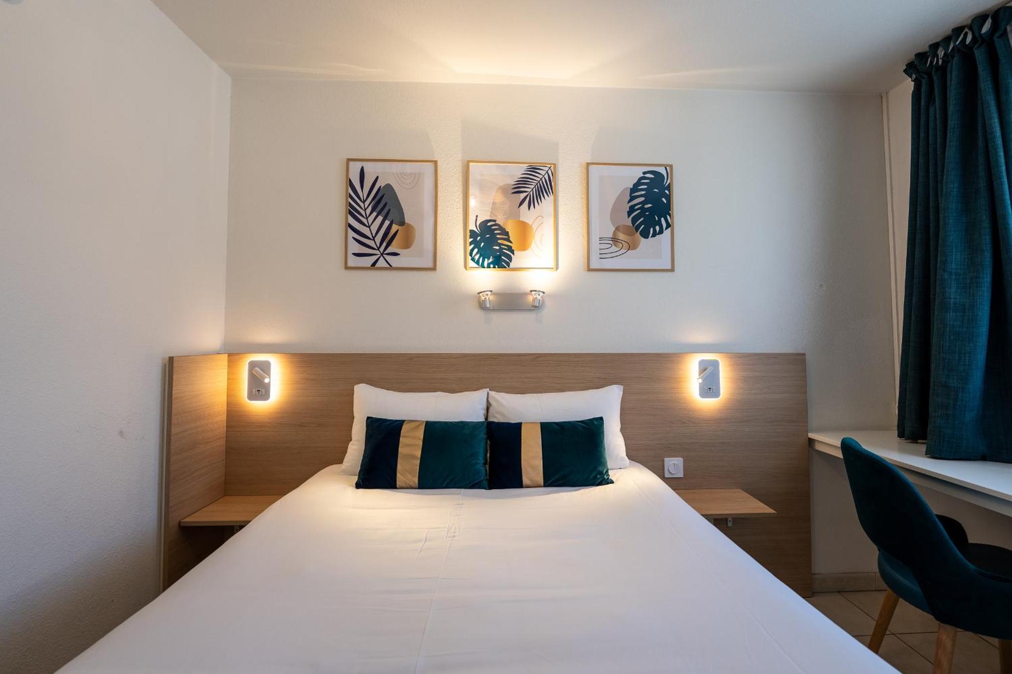 Villa Hotel Gien Bagian luar foto