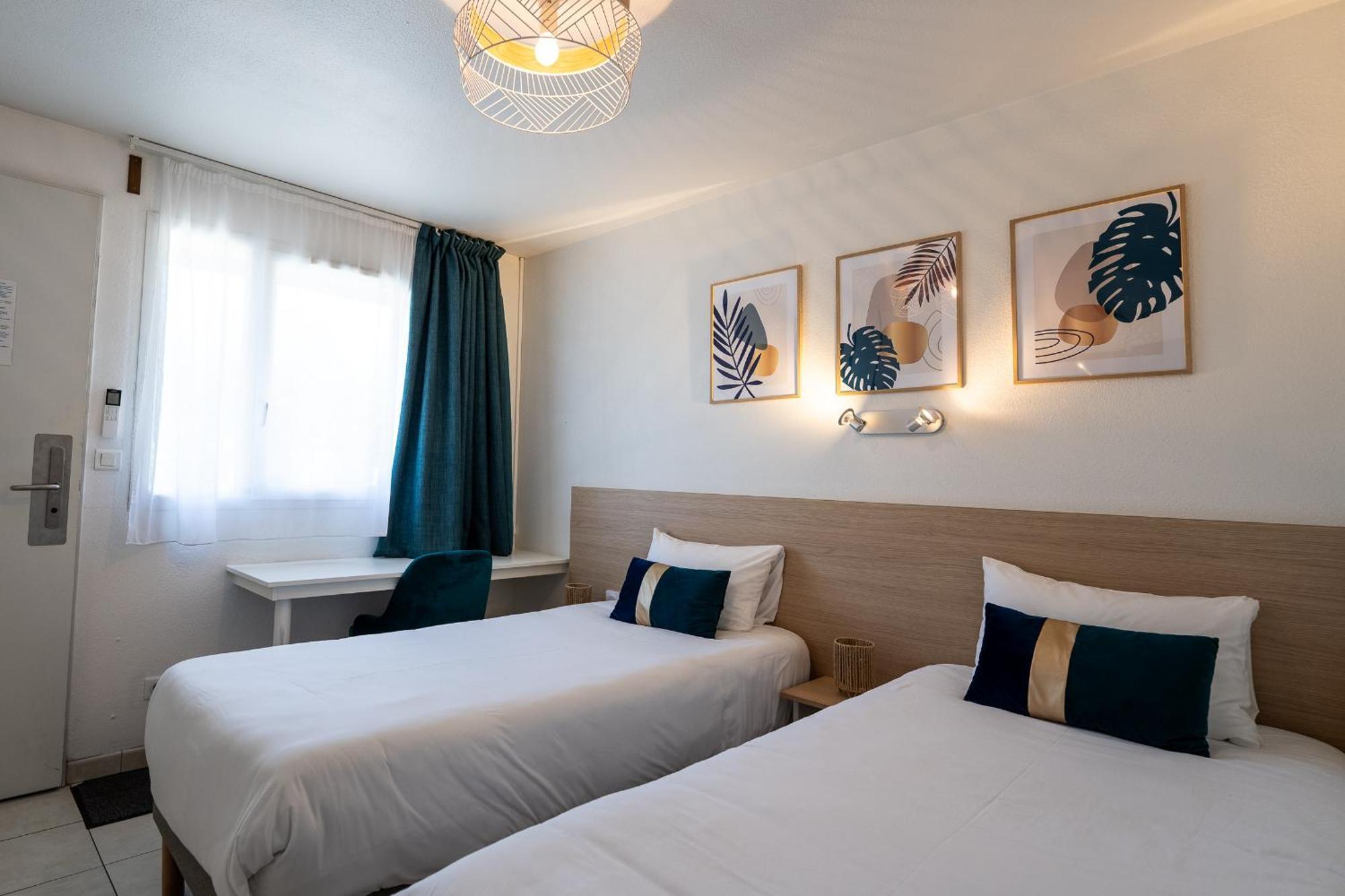 Villa Hotel Gien Bagian luar foto