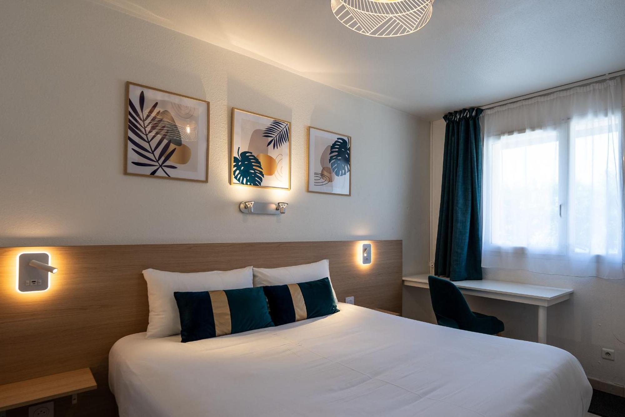 Villa Hotel Gien Bagian luar foto