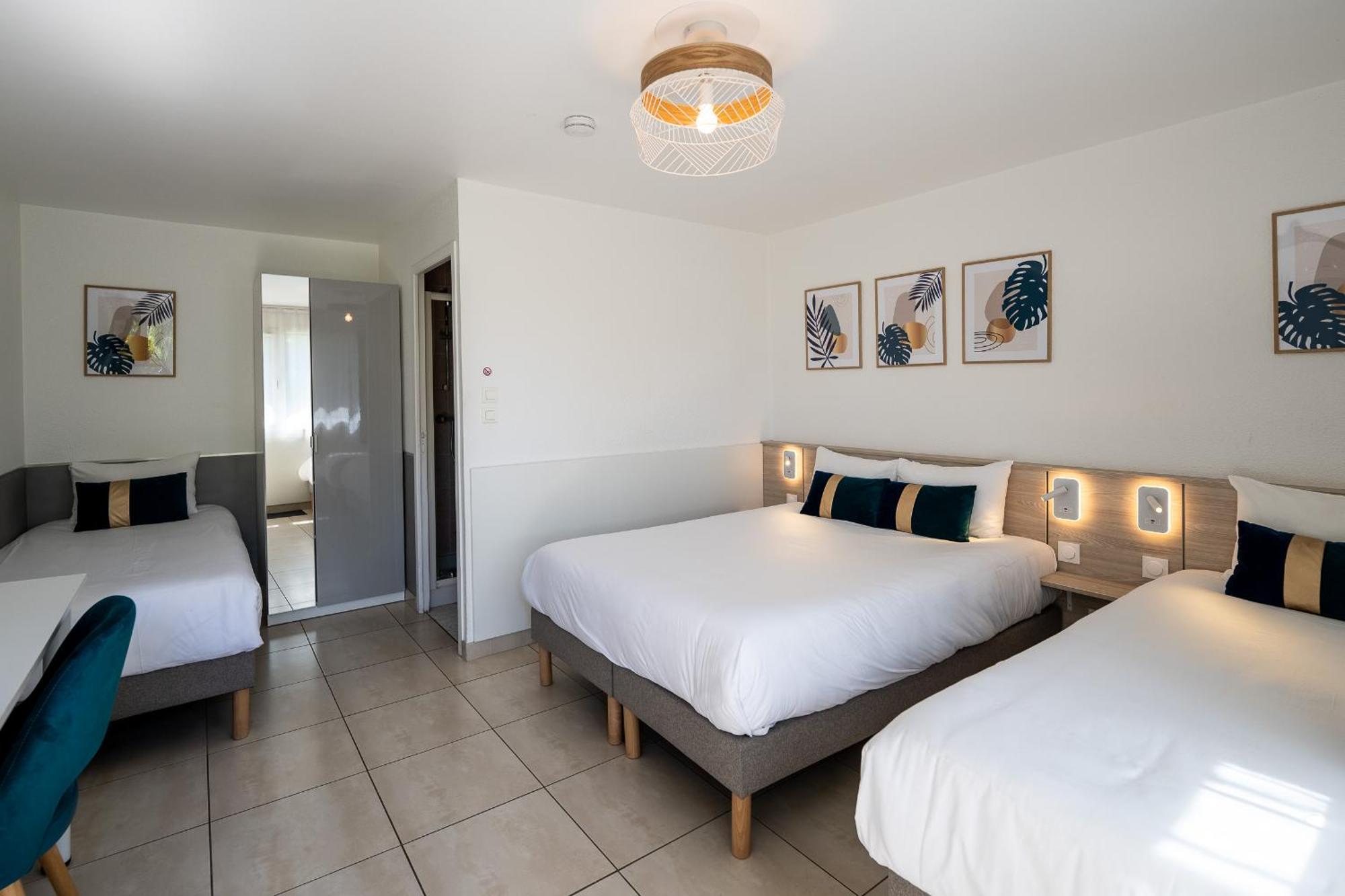 Villa Hotel Gien Bagian luar foto