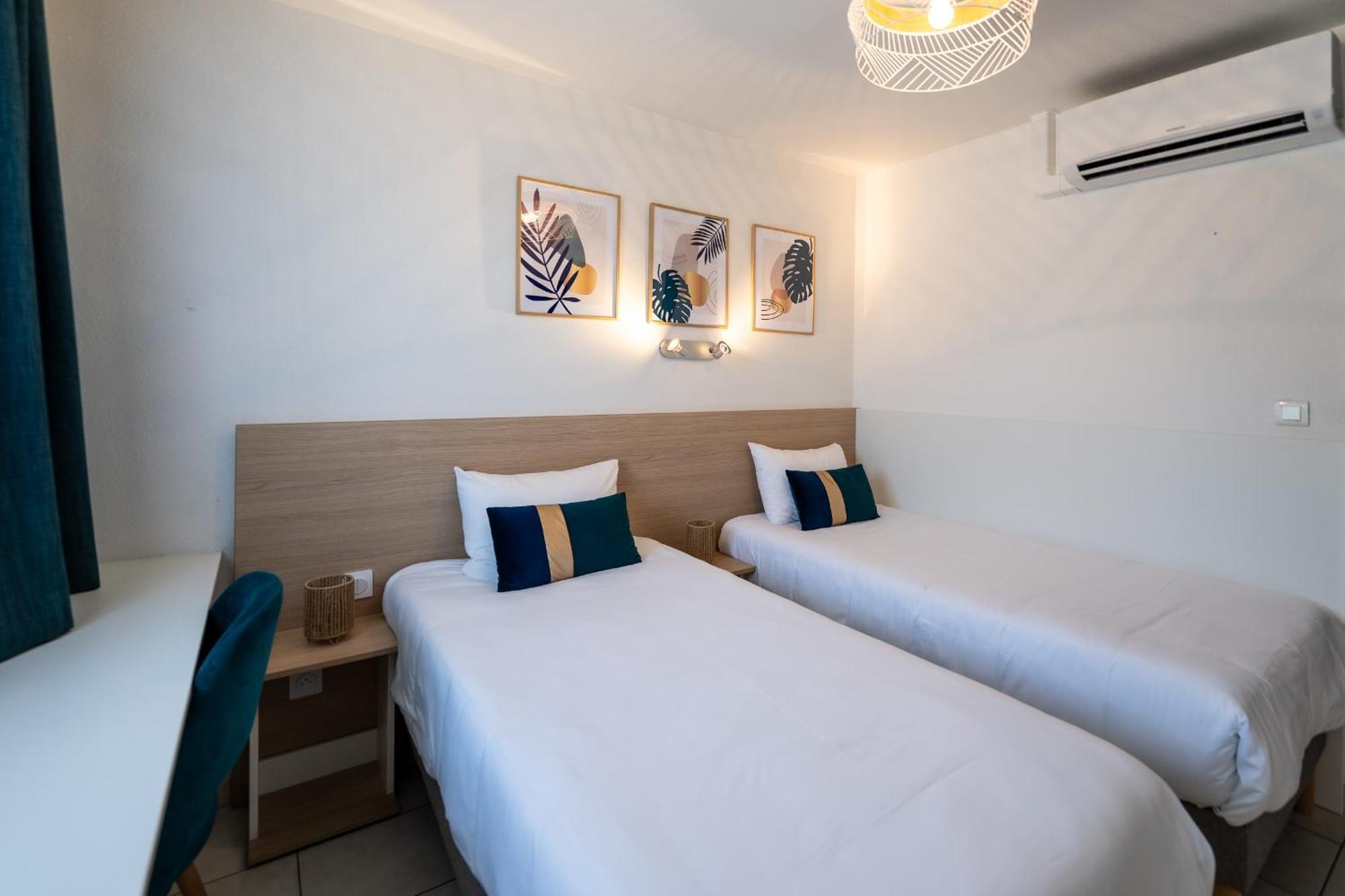 Villa Hotel Gien Bagian luar foto